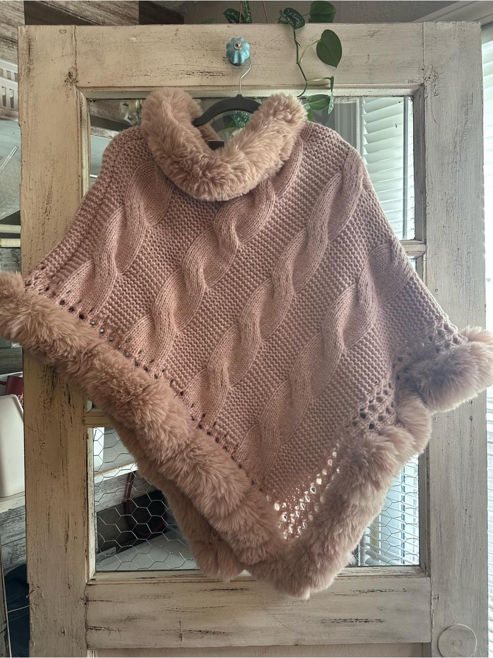 Le Moda | Blush Cable-Knit Poncho with Faux-Fur Trim